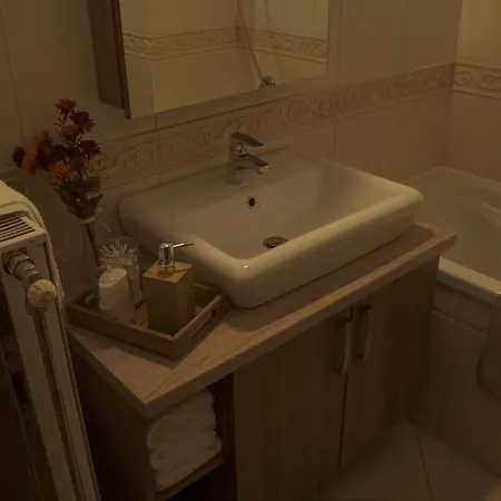 Eleven Apartman